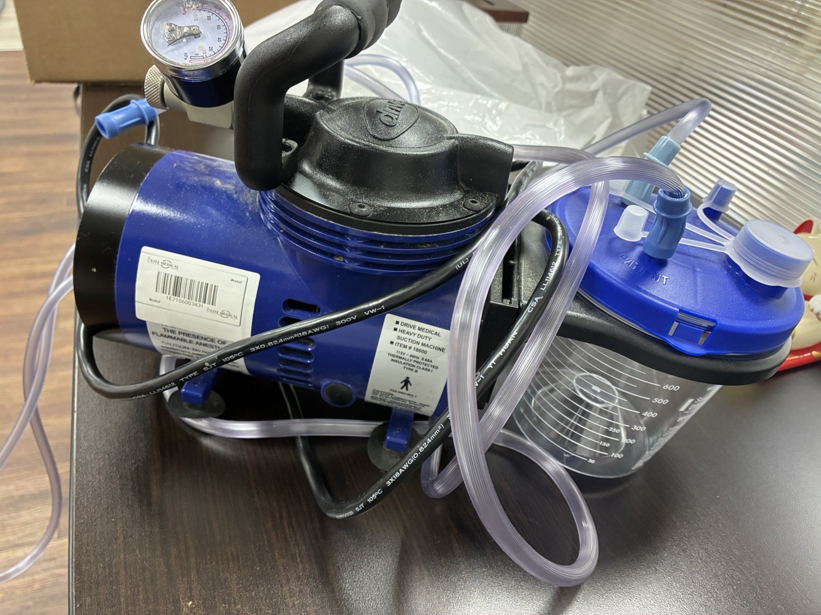 Drive Medical Heavy Duty Suction Vacuum Machine Pump Dental Veterinary openbox Drive Medical Heavy Duty Suction Vacuum Machine Pump Dental Veterinary openbox