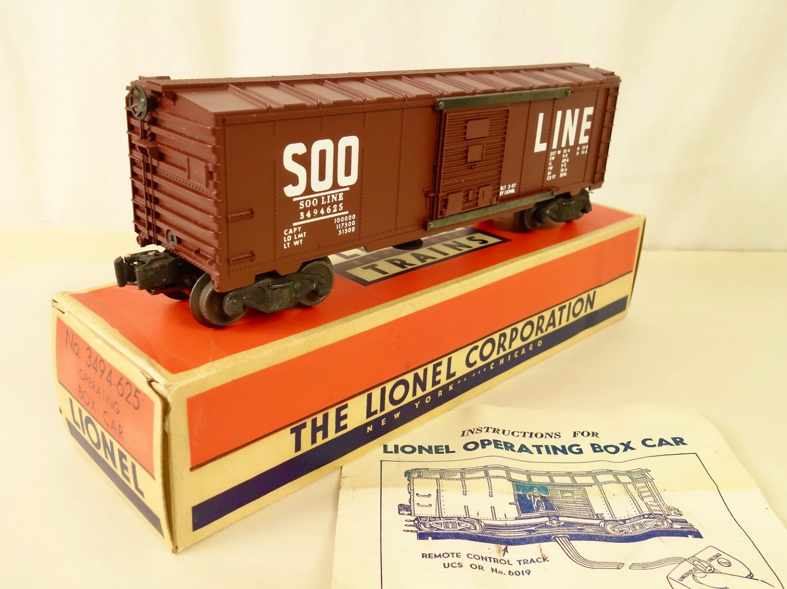 LIONEL POSTWAR 3494-625 HIGH GRADE UNRUN MONON OPERATING BOX CAR W/ GREAT OB