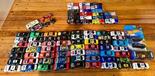 Huge NASCAR Diecast Lot 1:64 Scale 84 Cars/Trucks: Earnhardt, Gordon, Petty, etc