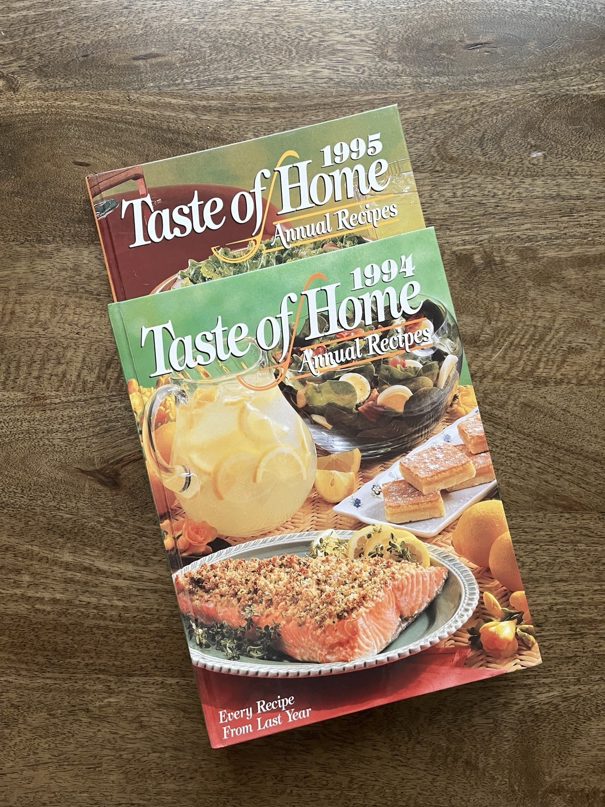 Vtg Rare 1994 & 1995 Taste of Home Annual  Recipes Hardcover Cookbooks Bundle