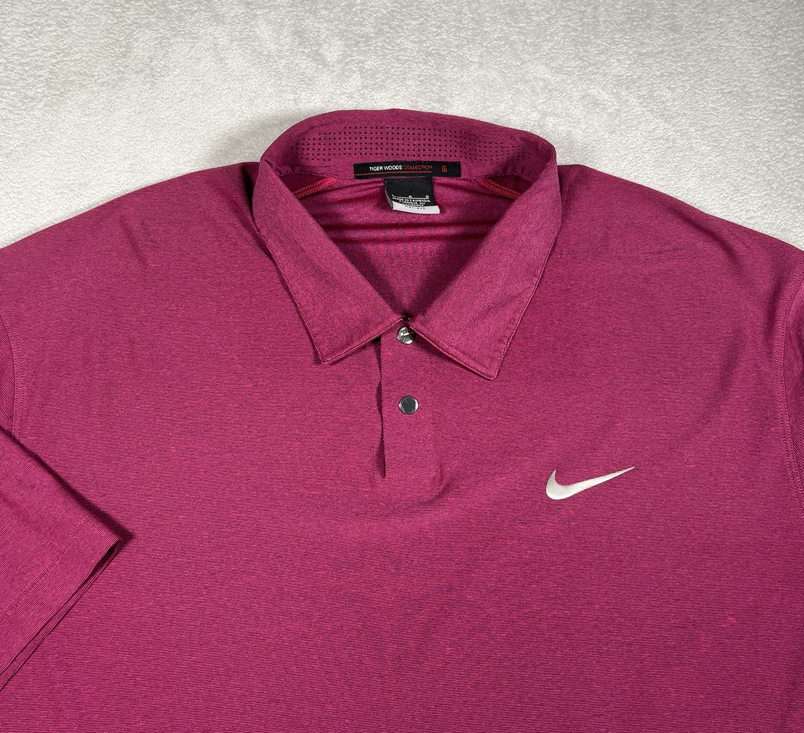 Nike Tiger Woods Collection Golf Polo Men\'s Large Plum Dri-FIT Snap Short Sleeve