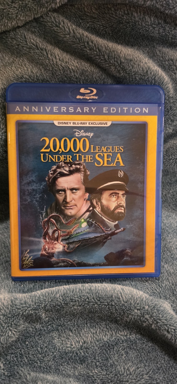 20,000 Leagues Under the Sea Blu-ray Anniversary Edition RARE OOP Out Of Print