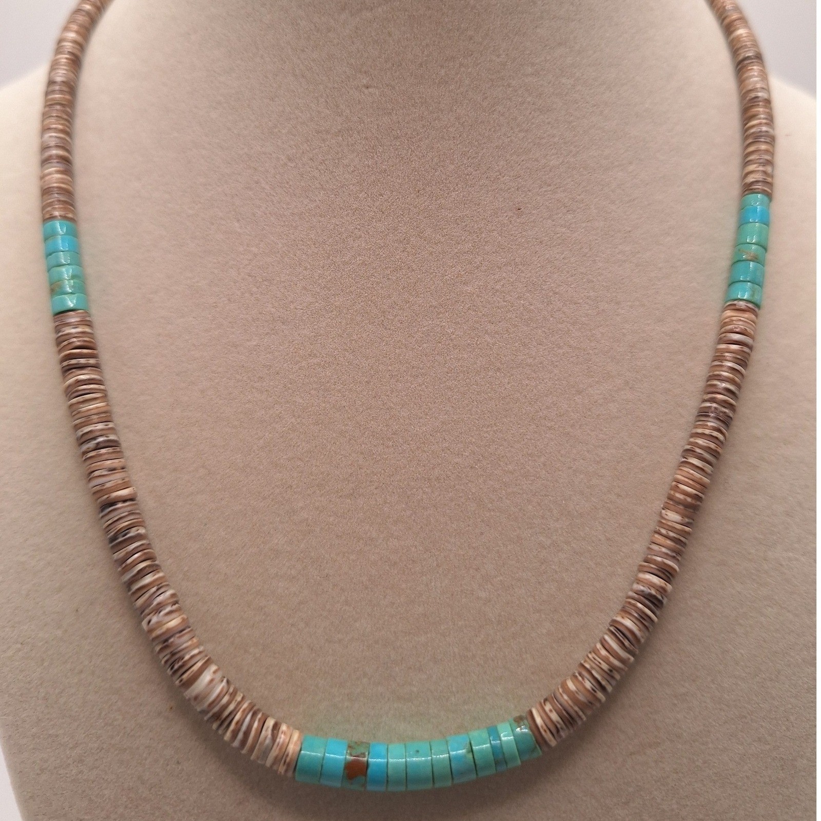 Vintage southwestern turquoise shell heishi necklace blue brown Tribal Bo Ho Vintage southwestern turquoise shell heishi necklace blue brown Tribal Bo Ho