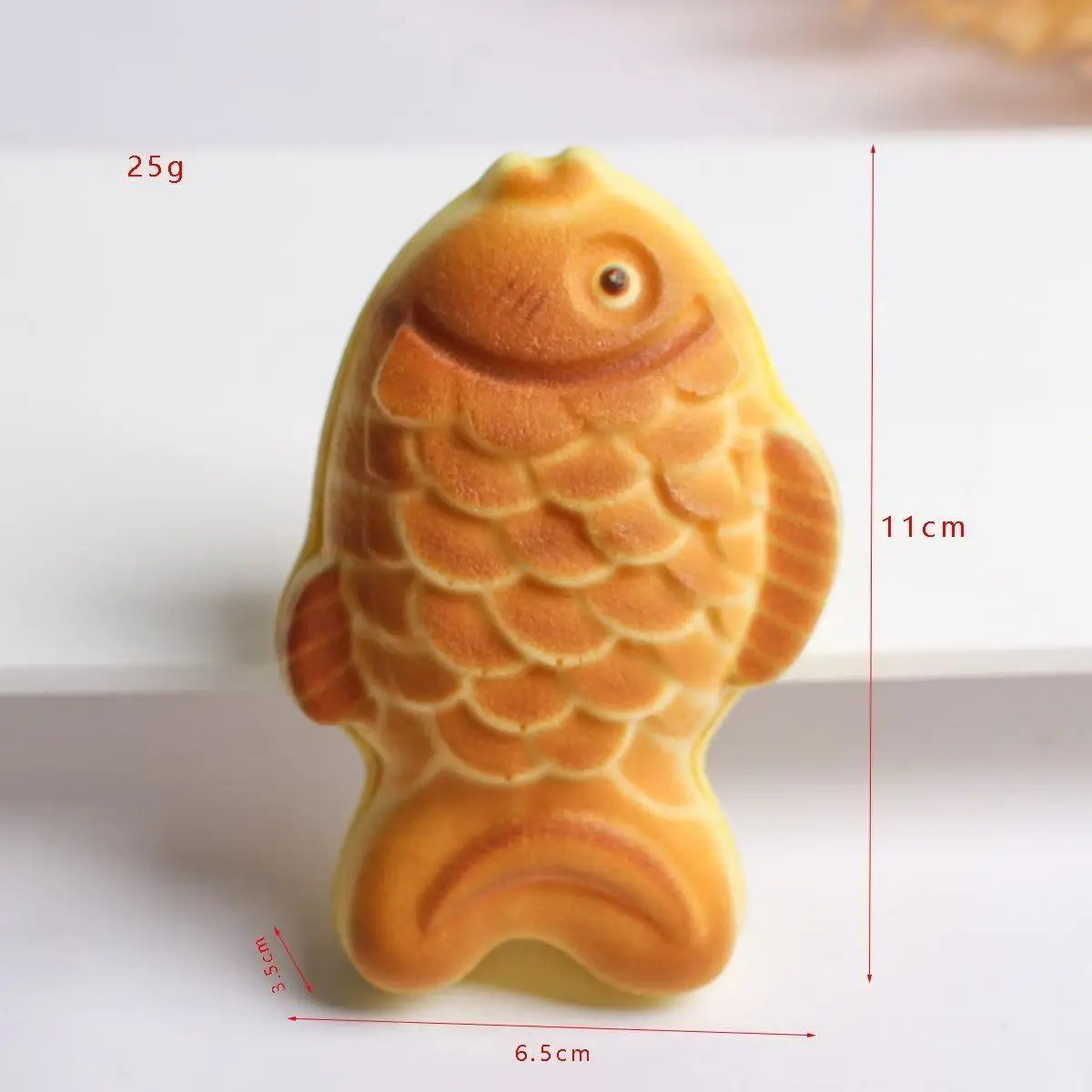 1PCS High-Quality New Squeeze Slow Rebound Simulation Food Taiyaki Bread Model F