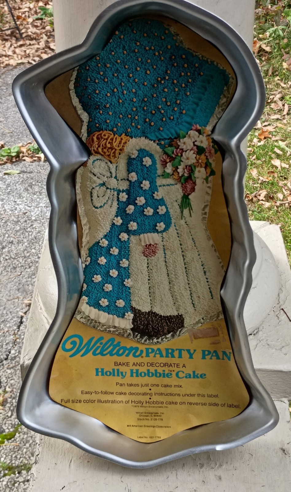Wilton Vintage 1975 Holly Hobbie Cake Pan Mold #502-194 American Greetings