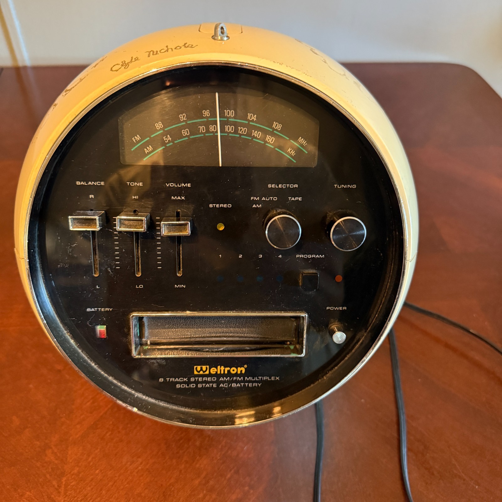 Vintage Weltron 2001 Space Ball 8 Track Tape Player AM FM Multiplex Radio WORKS Vintage Weltron 2001 Space Ball 8 Track Tape Player AM FM Multiplex Radio WORKS