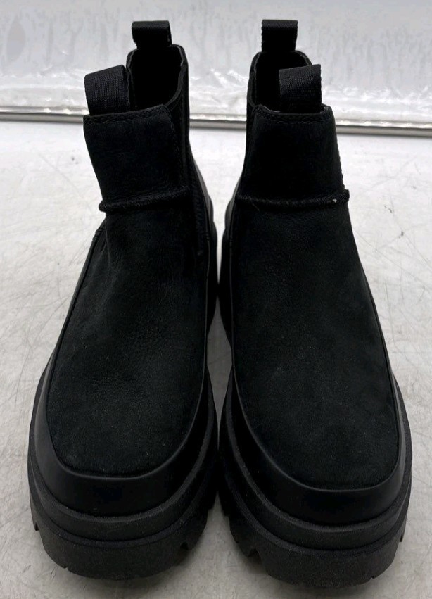 UGG Black Brisbane Chelsea Leather Pull-On Chunky Ankle Boots Women US9/UK7/EU40 UGG Black Brisbane Chelsea Leather Pull-On Chunky Ankle Boots Women US9/UK7/EU40