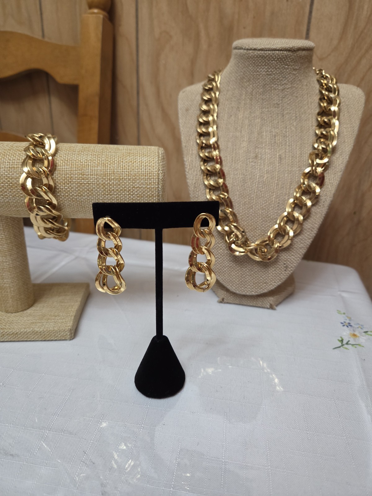 Monet Gold Tone Double Link Chain Parure 3pc Set Necklace Bracelet Earring 1980s
