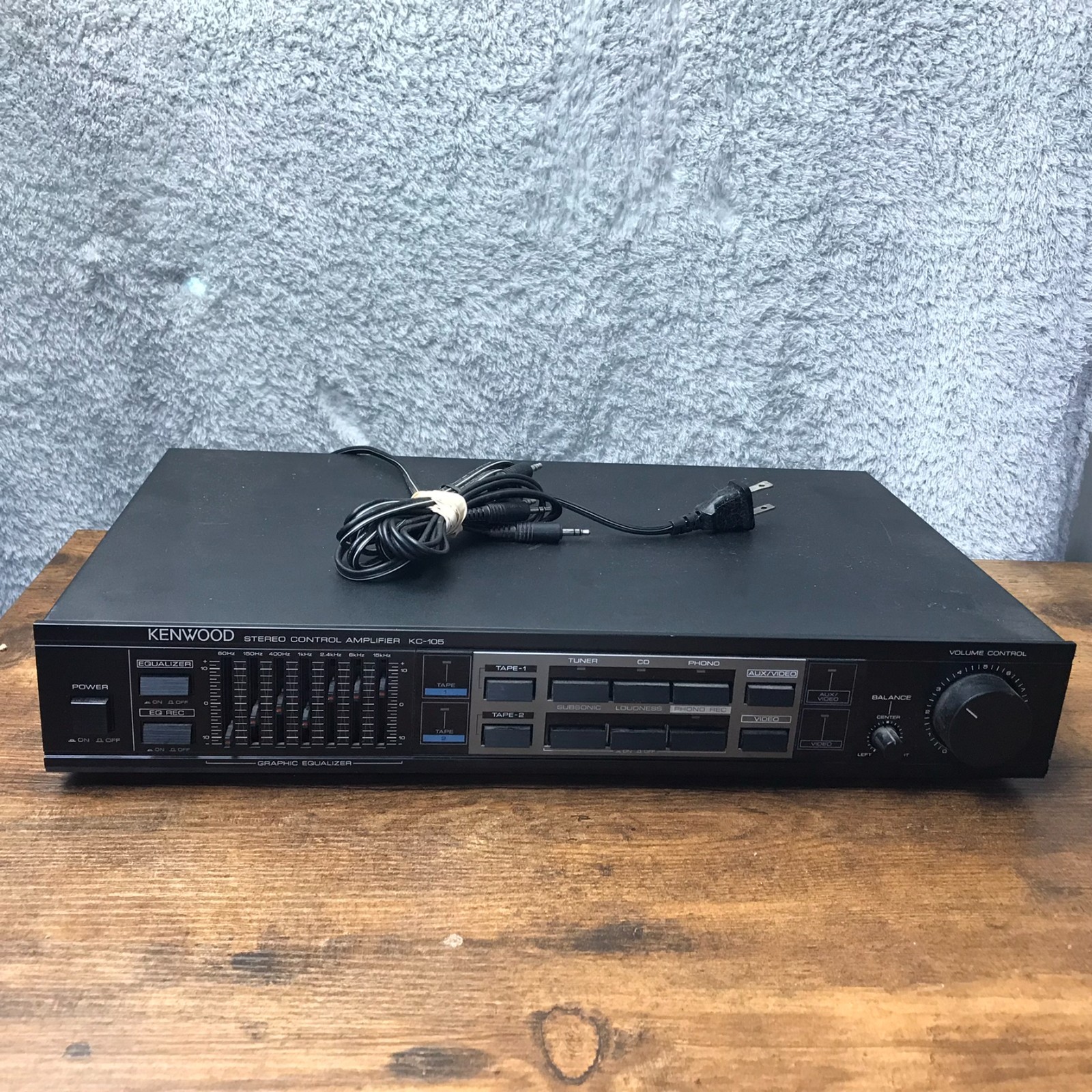 Kenwood KC-105 Vintage Preamp Stereo Control Amplifier Black *READ* FOR PARTS