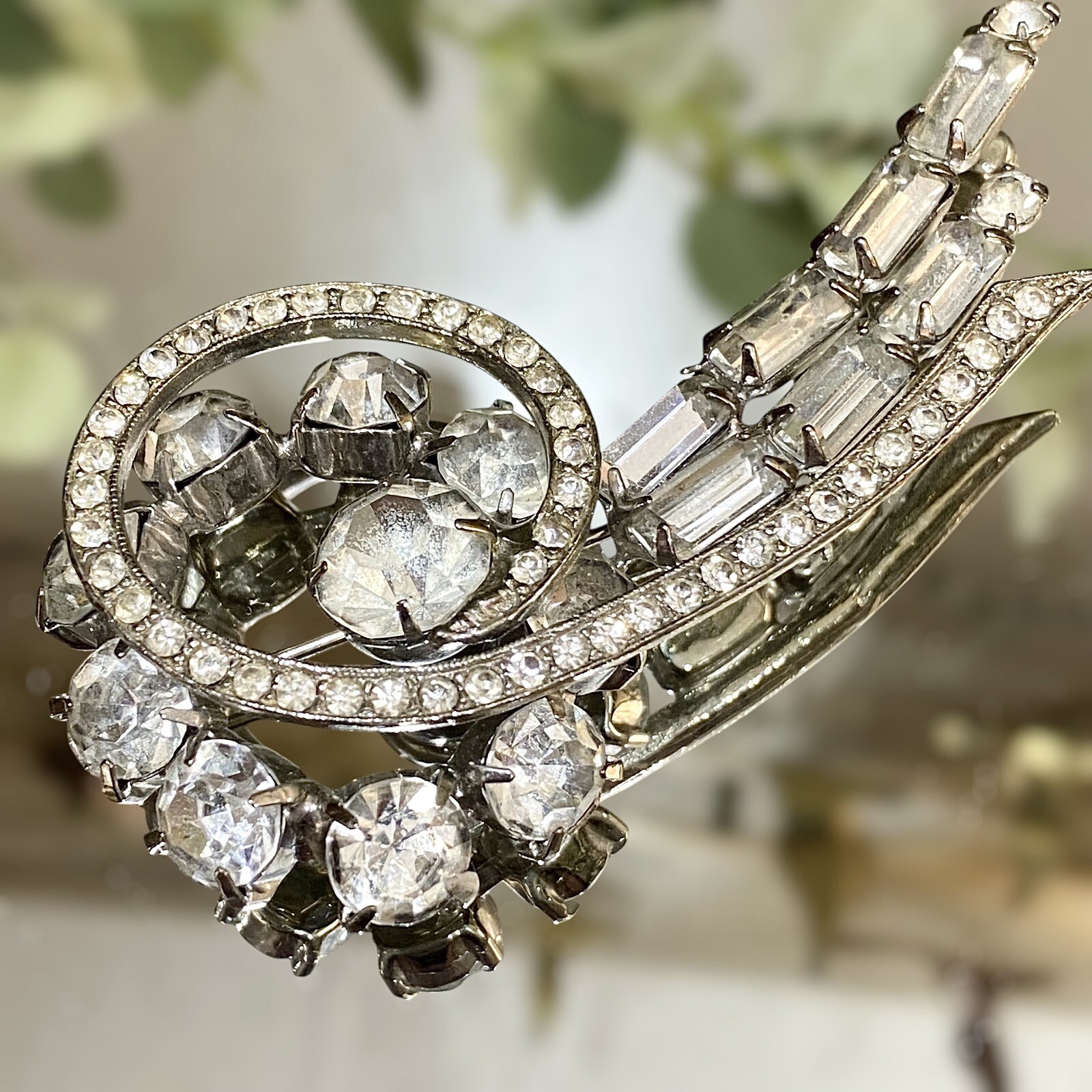 Vintage Early Weiss Signed Crystal Rhinestone Brooch Large 3” STUNNING