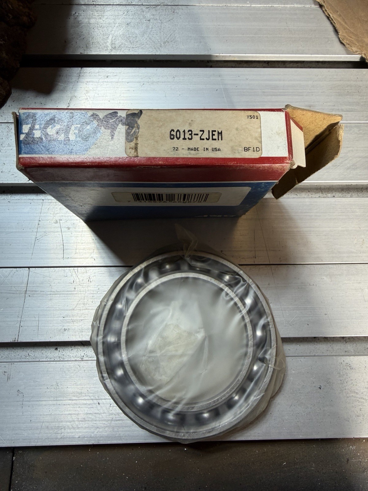SKF 6013 6013-ZJEM Ball Bearing 65mm Bore 100mm OD x 18mm Steel