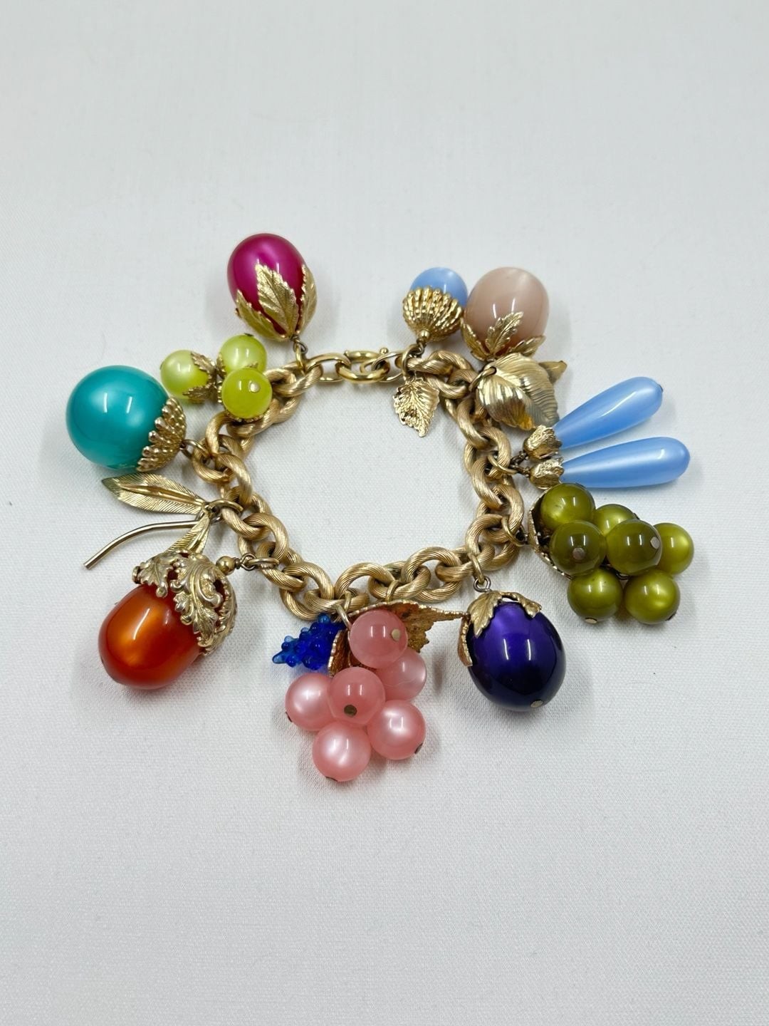 Vintage Napier 1950s Tropicana Fruit Salad Moonglow Lucite Charm Bracelet 7” M Vintage Napier 1950s Tropicana Fruit Salad Moonglow Lucite Charm Bracelet 7” M