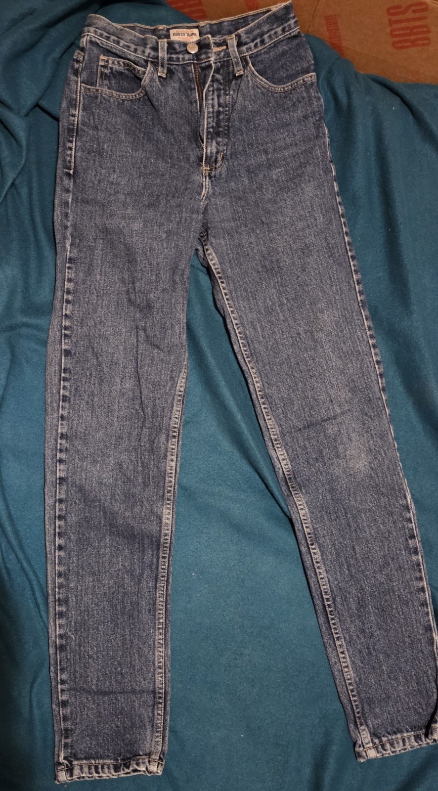 GUESS Women\'s Blue Denim Jeans 100% Cotton Zip/Button 5-Pocket Logo Solid GUESS Women\'s Blue Denim Jeans 100% Cotton Zip/Button 5-Pocket Logo Solid
