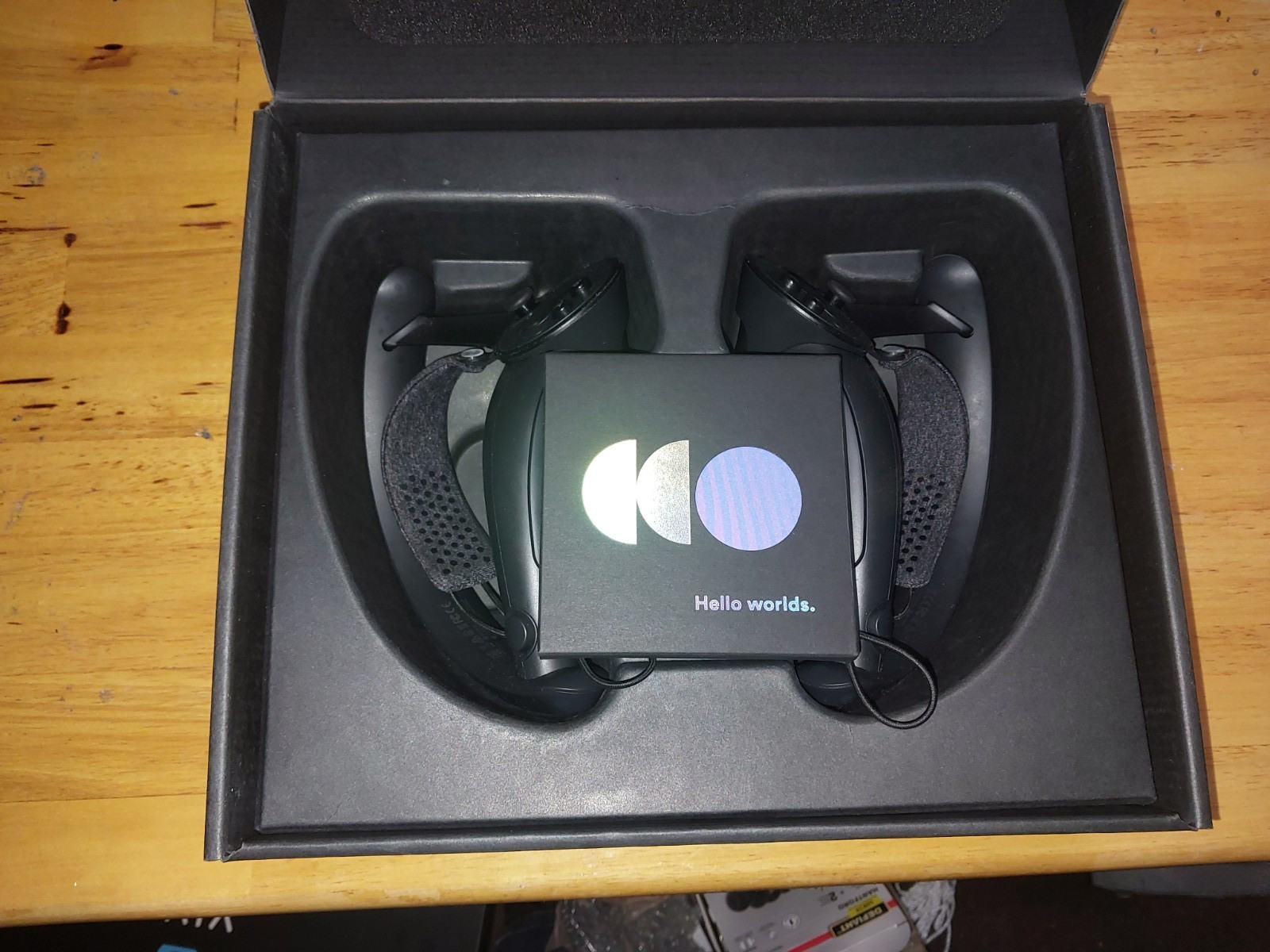 Valve Index VR Controllers Pair - Black, Compatible with Valve Index VR Headset