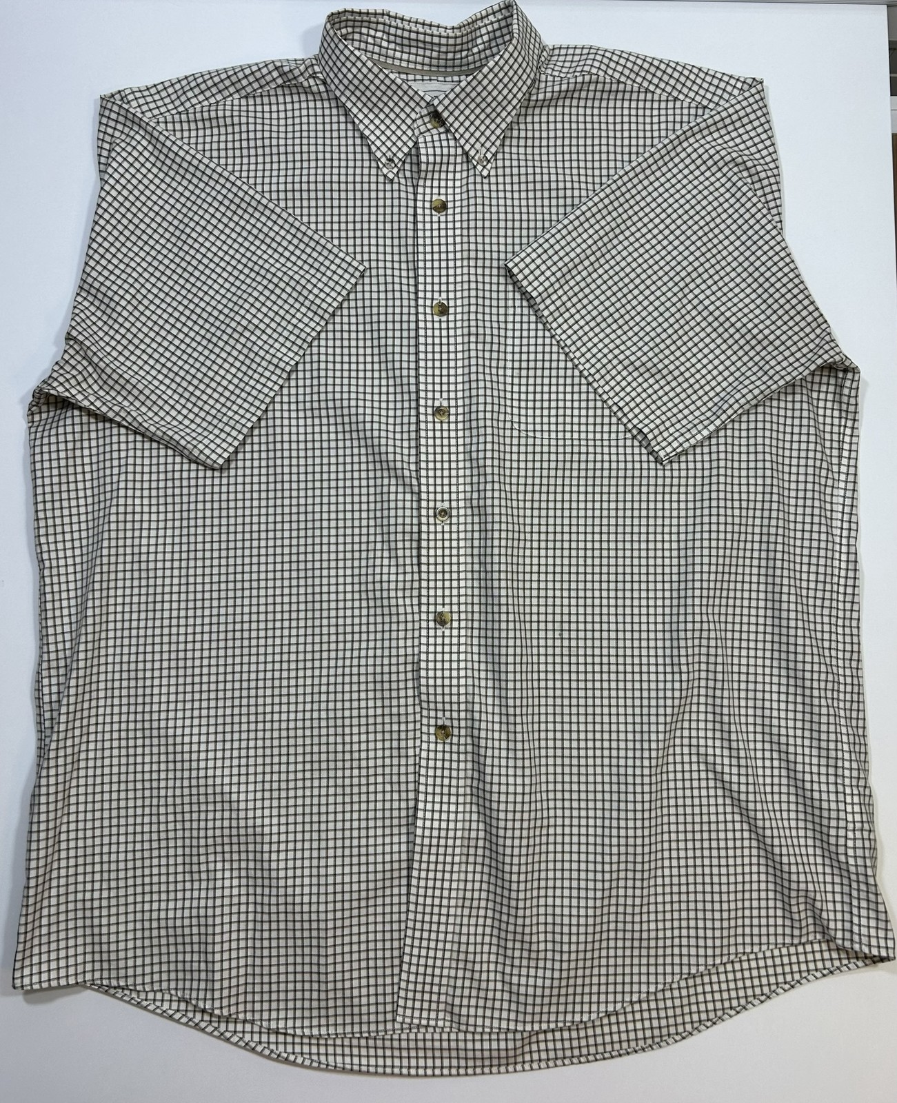 L.L. Bean Men’s Short Sleeve Checkered Shirt XL 100% Cotton