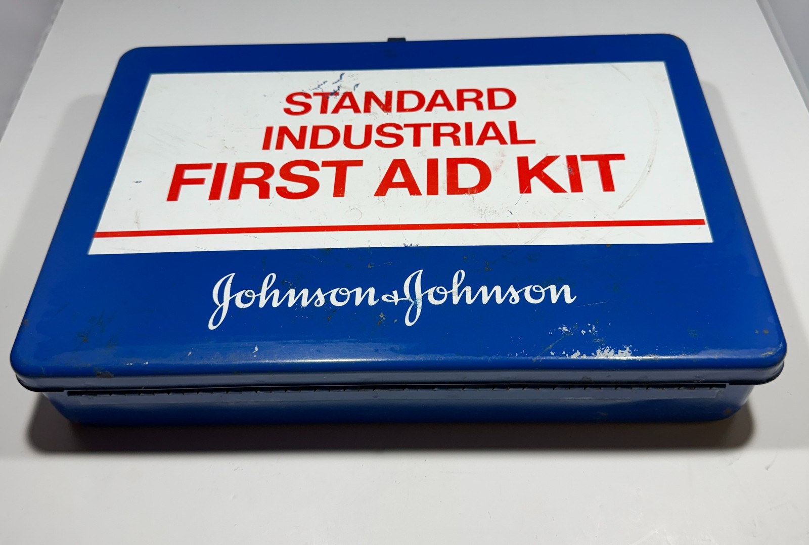 VTG Johnson & Johnson Standard Industrial First Aid Kit Metal Wallmount 1972