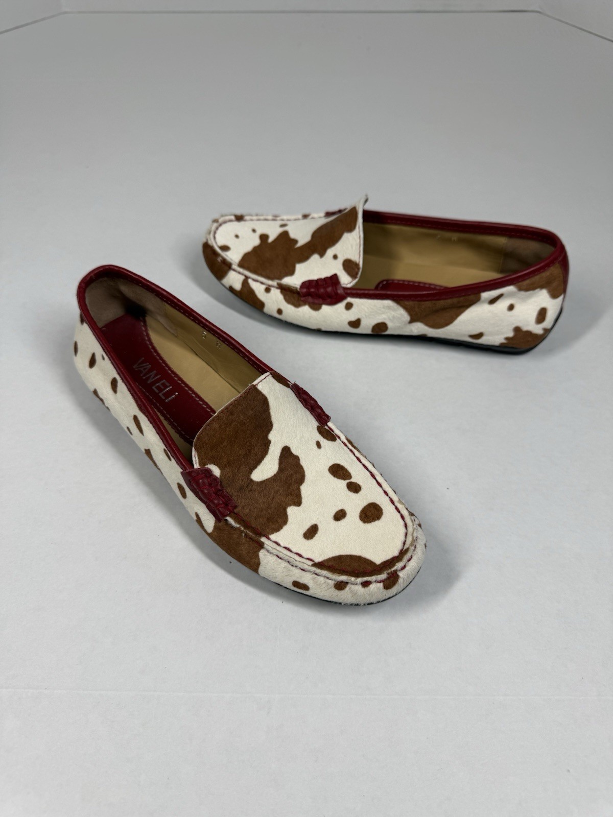 Vintage Vaneli Van Eli Loafer 5 Womens Brown/White Calf Hair Flats Slip On