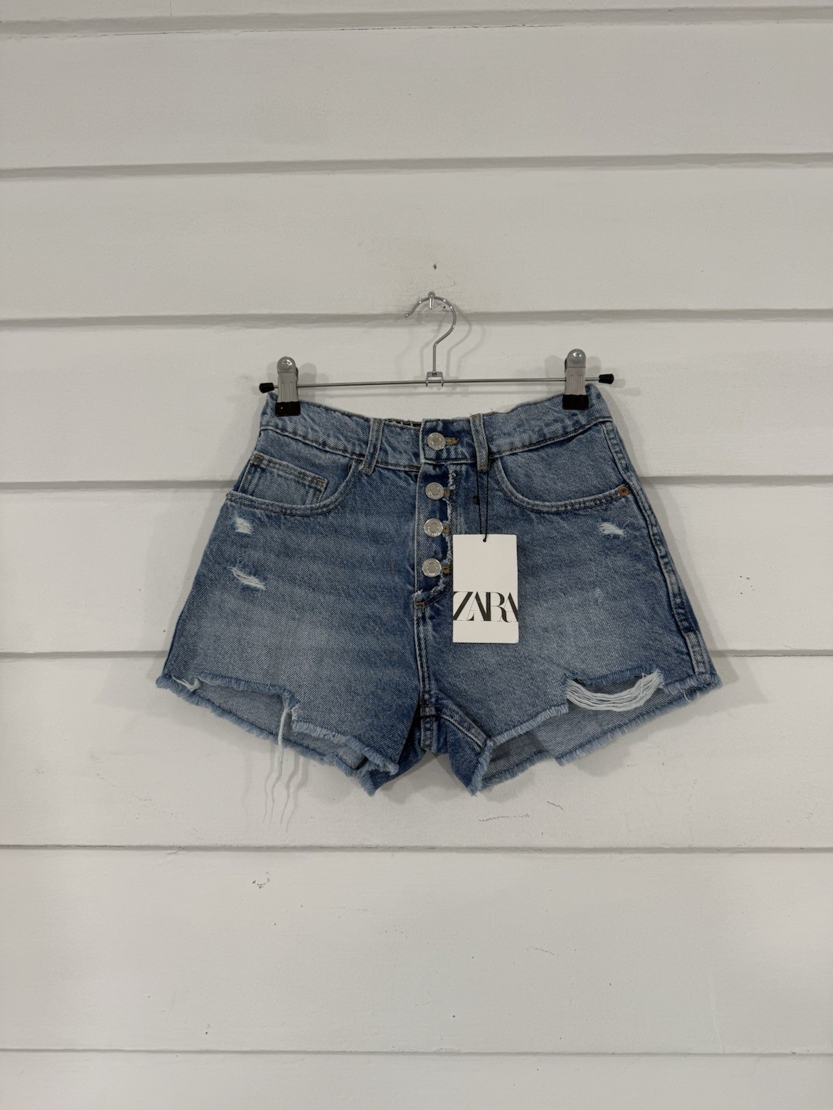 Zara Girls Fly Button Short Blue Denim Frayed Hem Snap Front Distressed 8 years