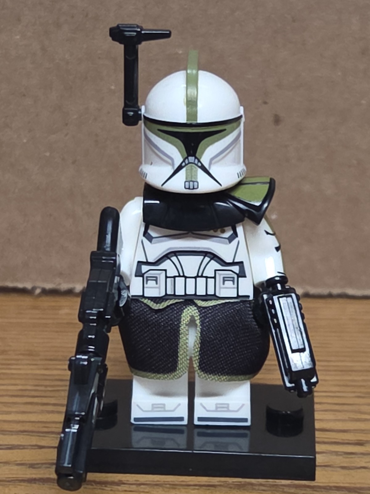 Custom Printed Phase 1 Sergeant (Green) Clone Trooper - 2020 Style w/weapons