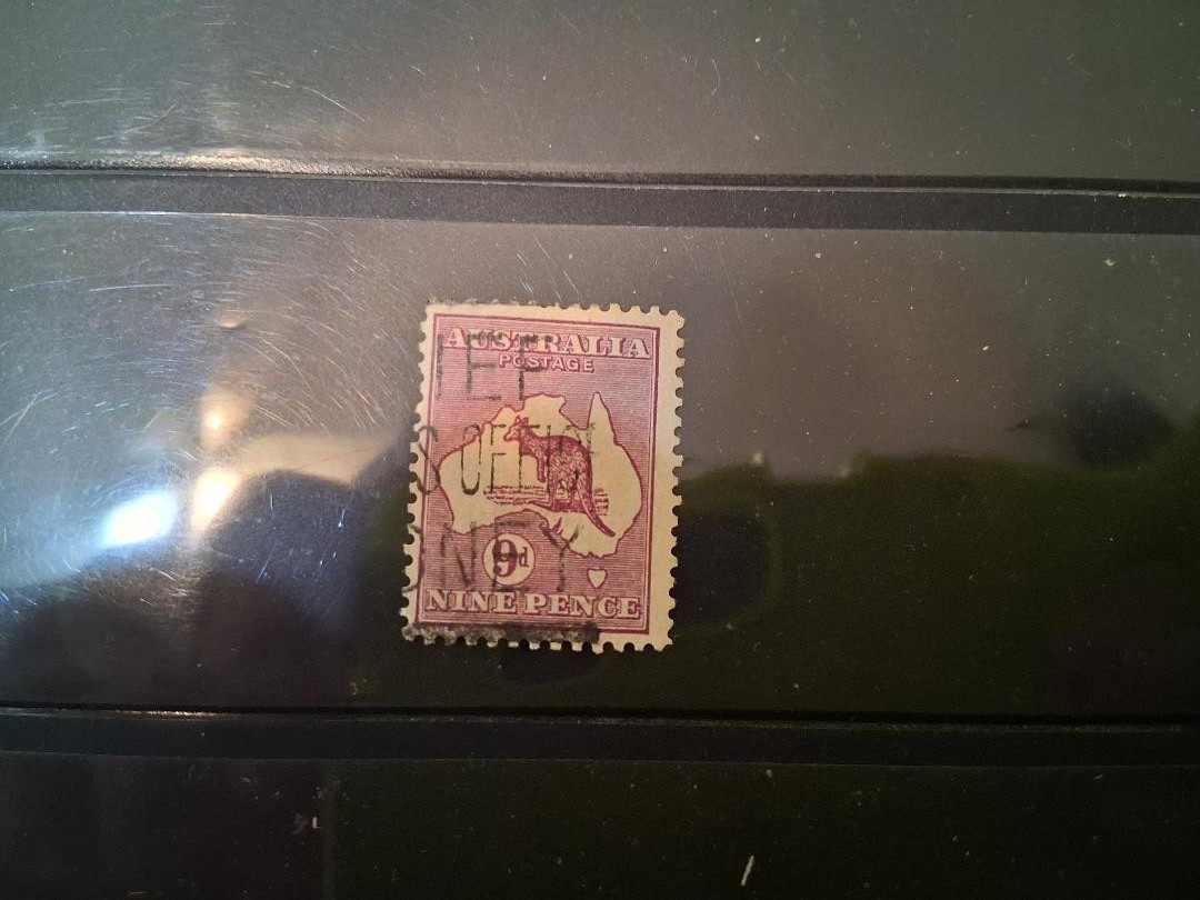 AUSTRALIA 1929-30 #97 9 PENCE USED VIOLET (LOT 105)
