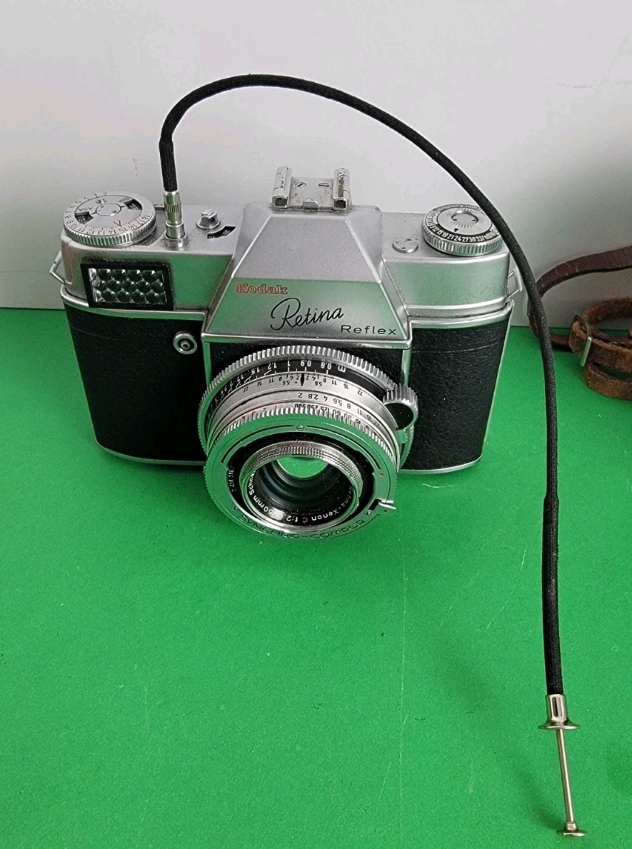Vintage Kodak Retina Reflex 50mm Film Camera & Shutter Cable Schneider-Kreuznach