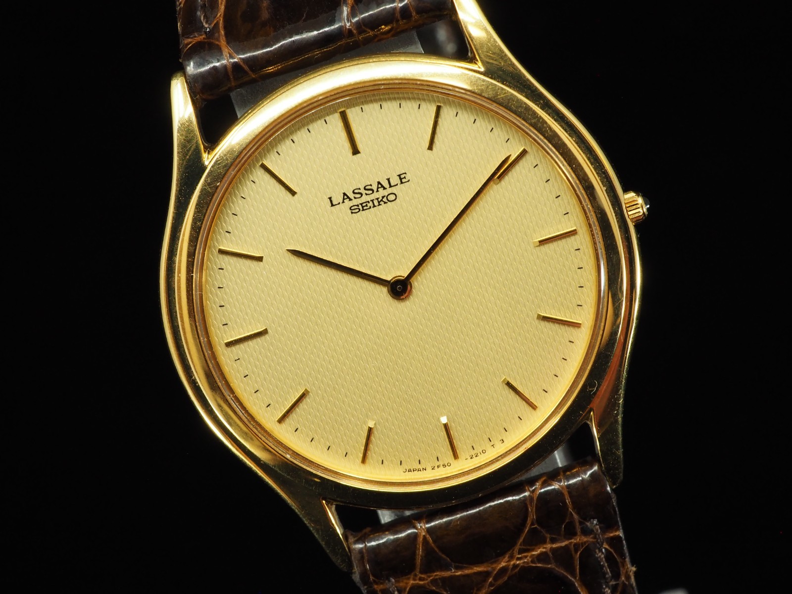 Vintage 1984 N MINT Seiko Lassale 2F50-0700 Gold Quartz 32mm Mens Watch JAPAN