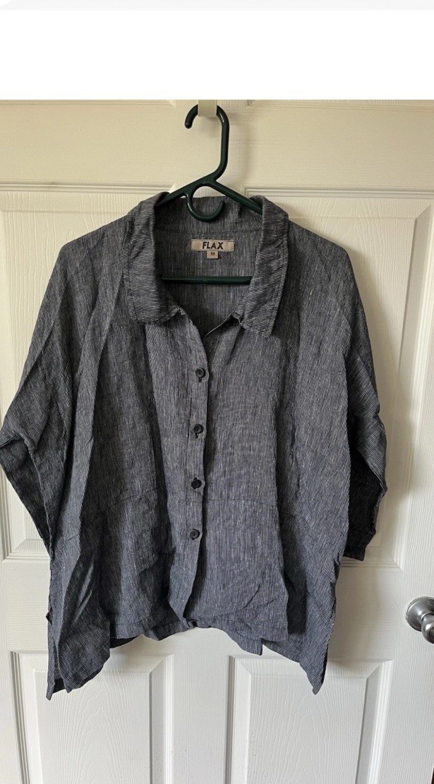 Flax Women’s Linen Blue/White Pinstripe Top Size Medium Oversized Flax Women’s Linen Blue/White Pinstripe Top Size Medium Oversized
