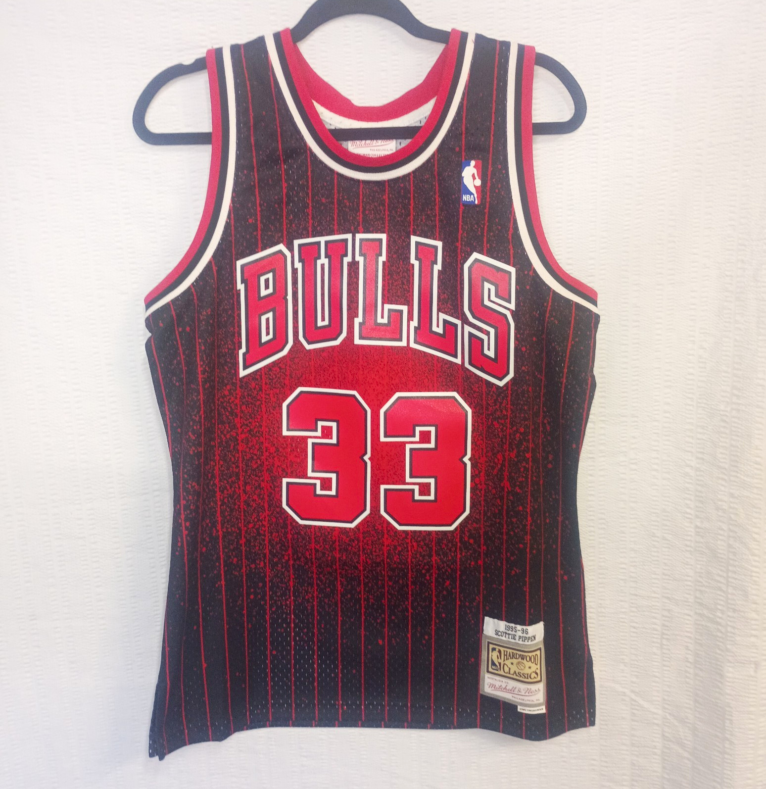 Mitchell & Ness Bulls Scottie Pippen #33 Swingman Hardwood Classics 95-96 M Mitchell & Ness Bulls Scottie Pippen #33 Swingman Hardwood Classics 95-96 M