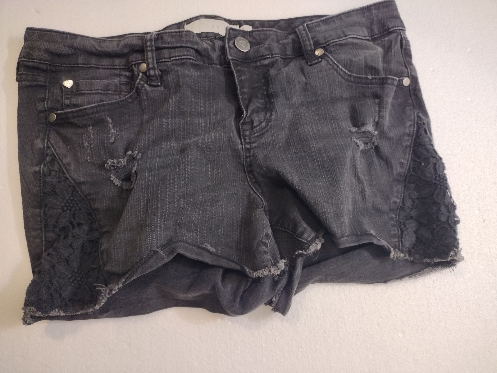 Torrid Denim Shorts Womens 14 Distressed Lace Side Panel Raw Hem Charcoal Torrid Denim Shorts Womens 14 Distressed Lace Side Panel Raw Hem Charcoal