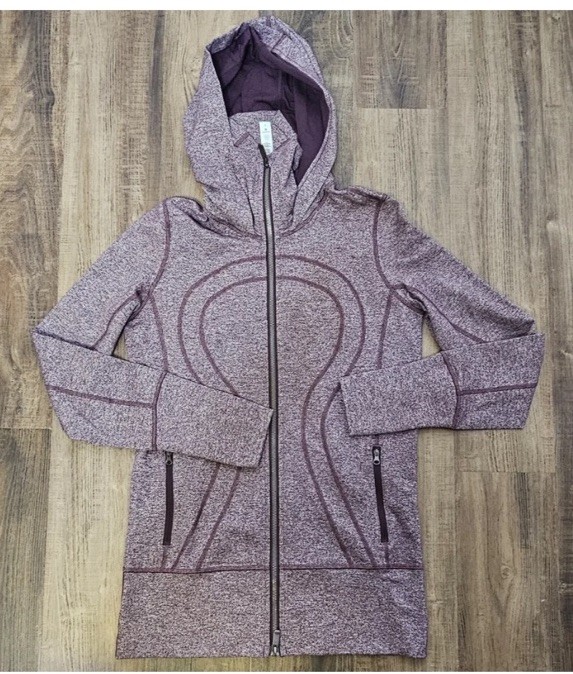 Lululemon Stride Jacket Heather Black Cherry (size 6) thumb holes Lululemon Stride Jacket Heather Black Cherry (size 6) thumb holes