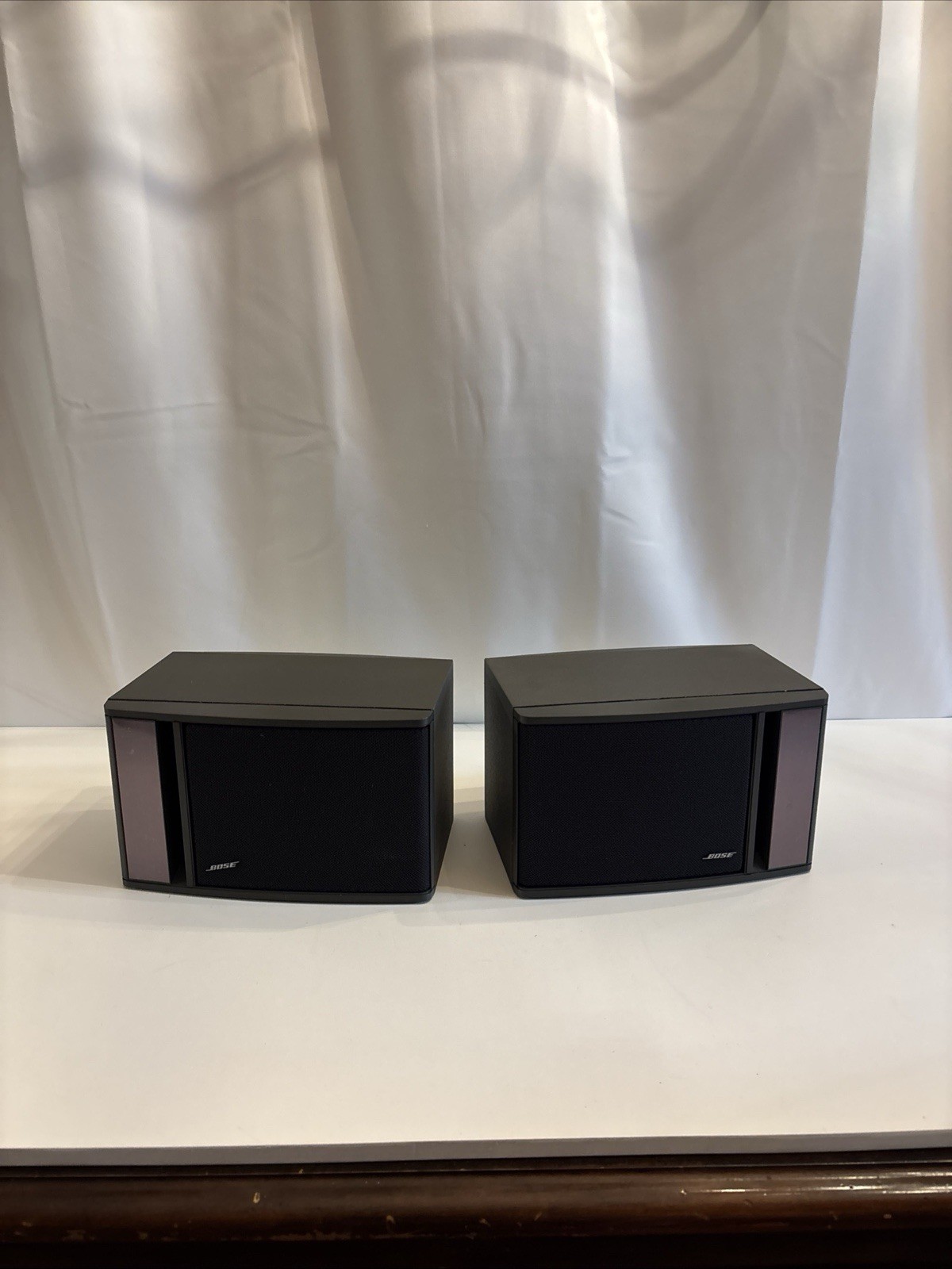 Bose Model 141 Full Range Bookshelf Speakers Pair Black Tested Works Sticker Bose Model 141 Full Range Bookshelf Speakers Pair Black Tested Works Sticker