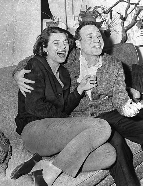 Actor Mel Brooks his future wife actress Anne Bancroft after learn- Old Photo