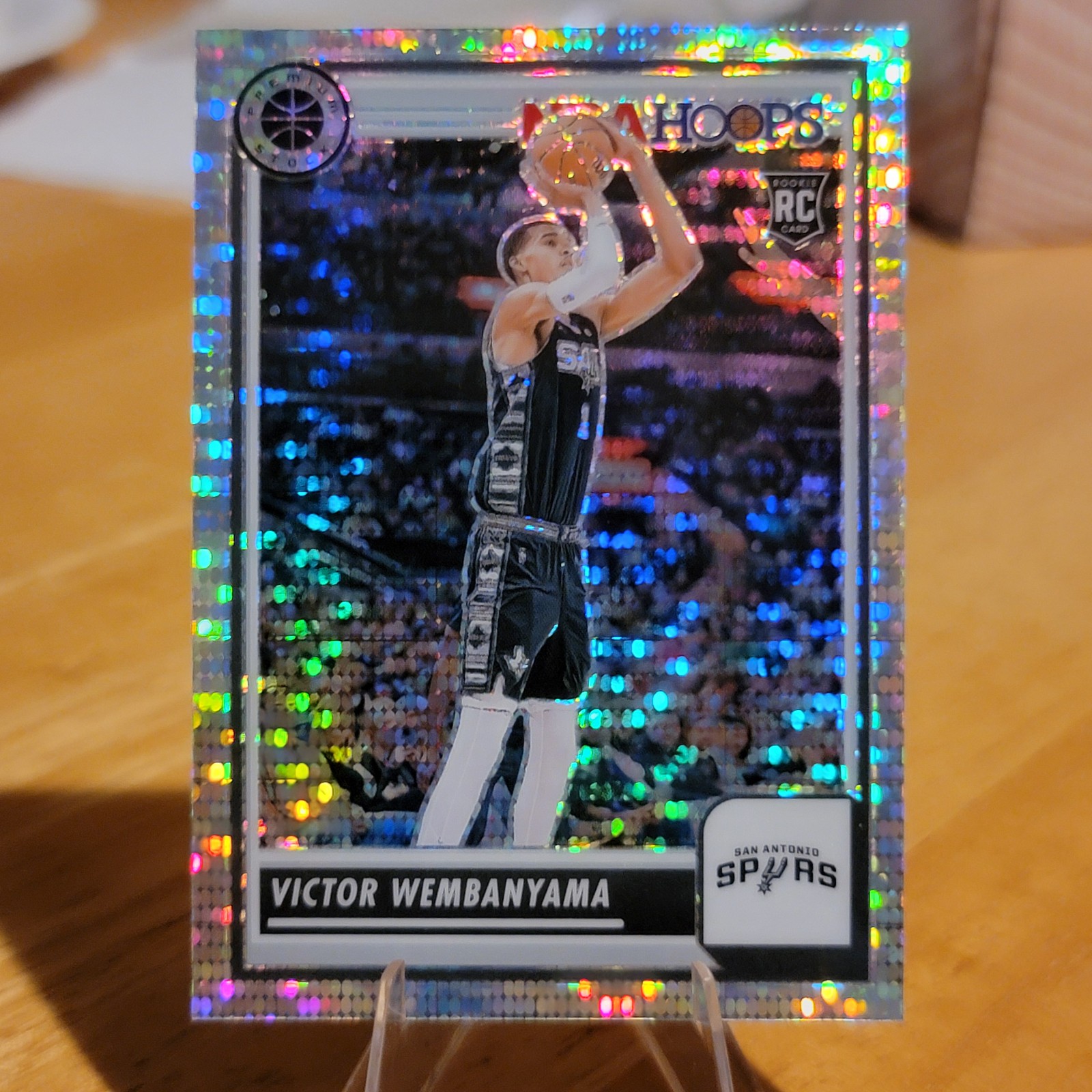 2023-2024 Panini Premium Stock Pulsar Victor Wembanyama