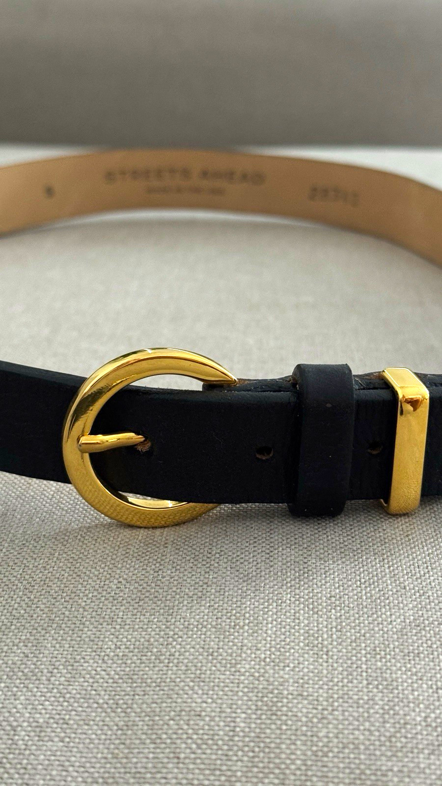 Streets Ahead Women’s Black Skinny Belt Gold Buckle Adjustable Size S