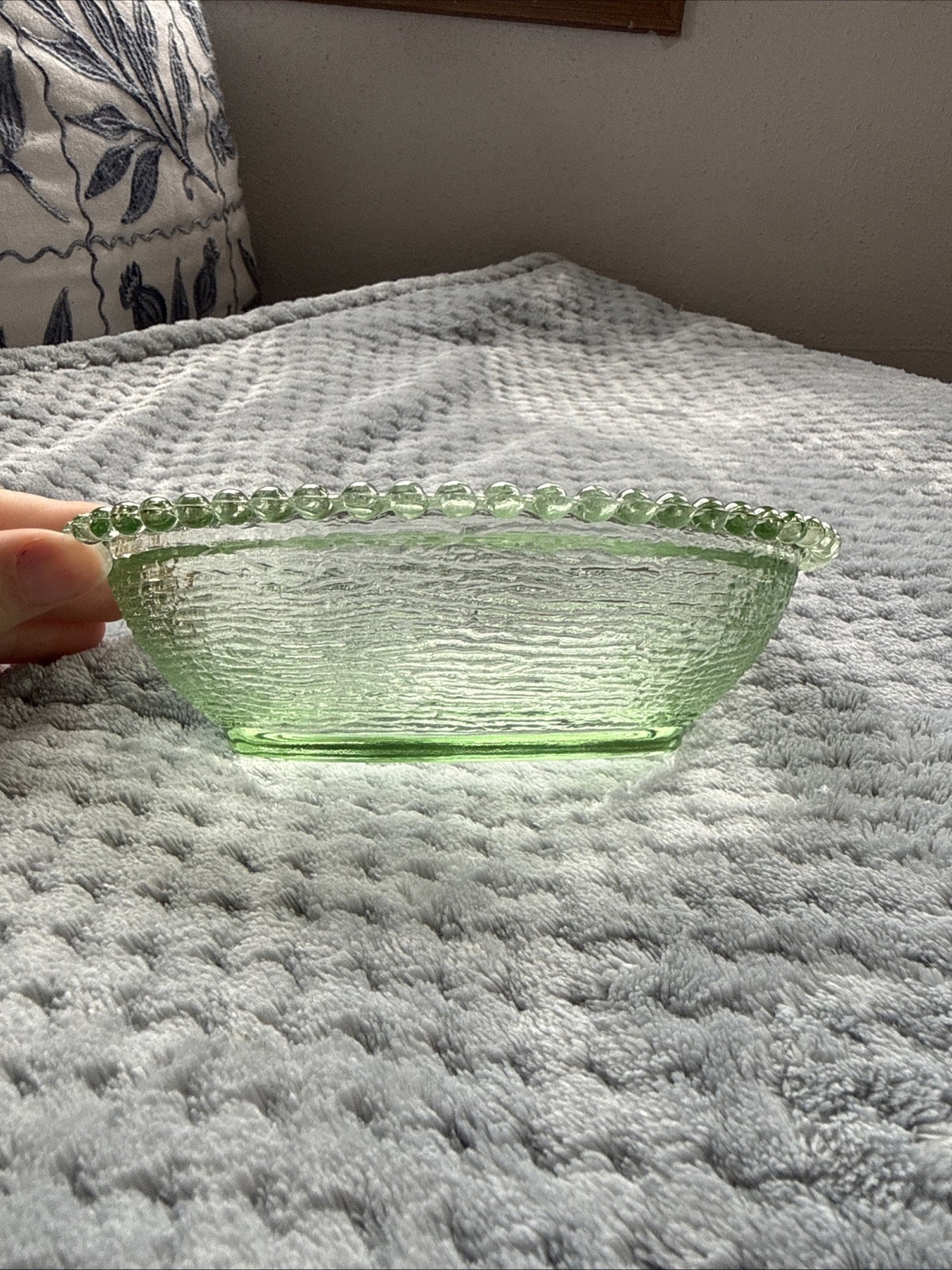 Indiana Glass Pastel Green Hen On Nest BOTTOM Only Vintage Indiana Glass Pastel Green Hen On Nest BOTTOM Only Vintage