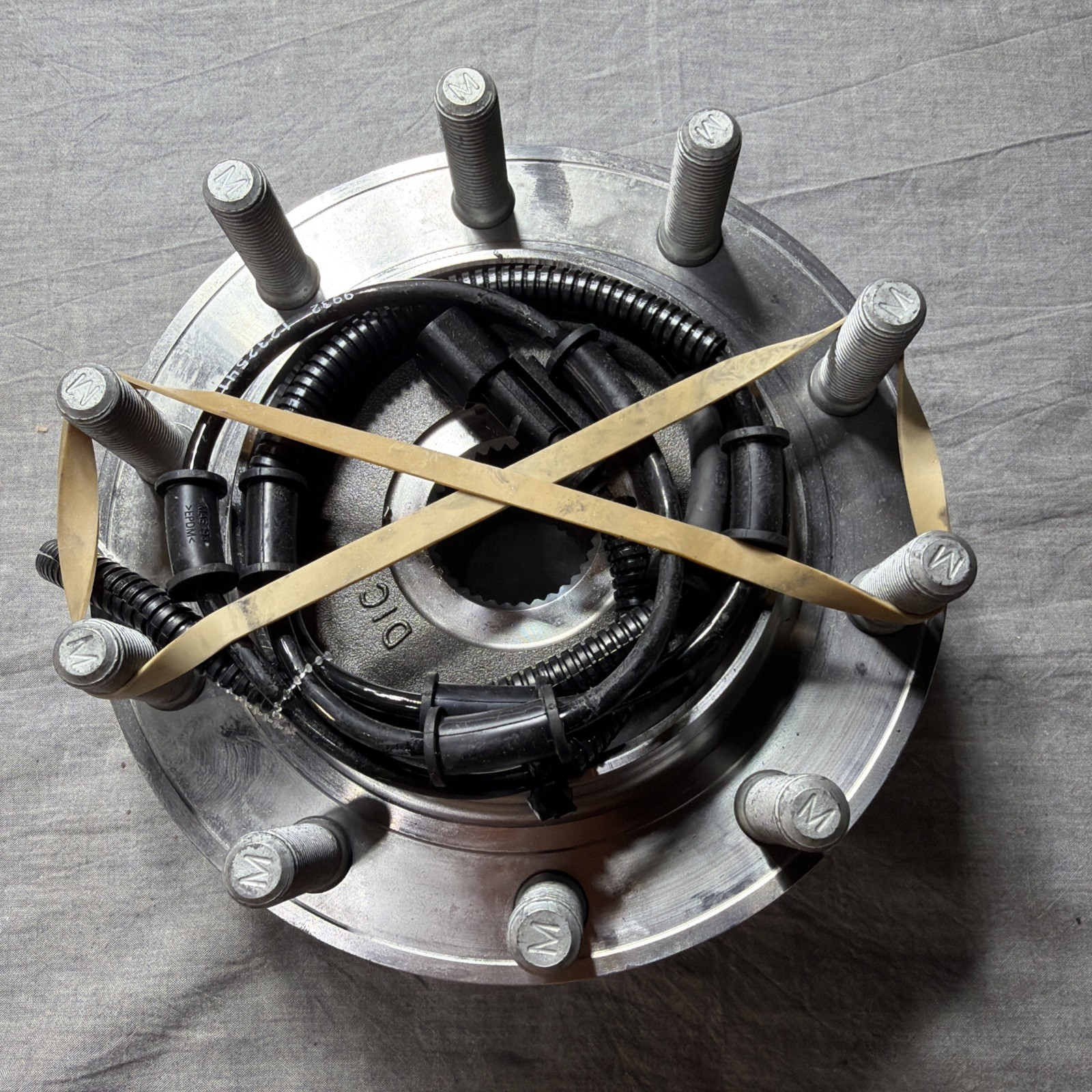 2011-2018 Ram 4500 5500 Front Wheel Hub & Bearing Assembly OEM Mopar 68261674AB