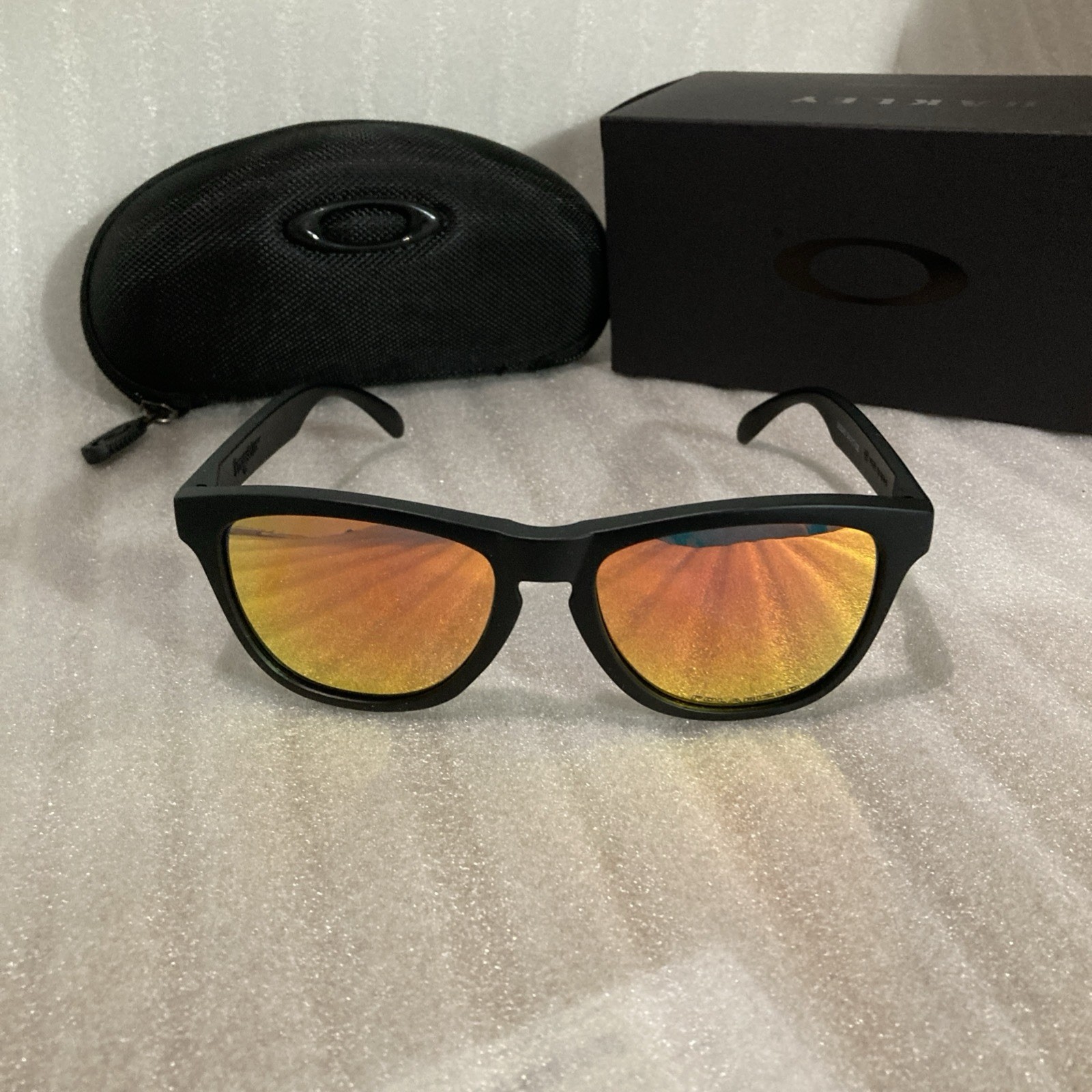 Oakley Frogskins Polarized Sunglasses Prizm Ruby Lens Matte Black Frame New