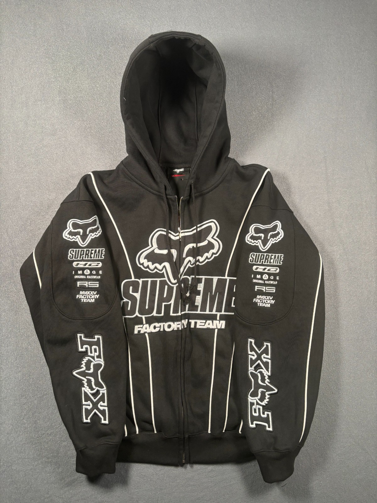 SZ Medium Supreme Fox Racing Zip Up Hooded Black Sweatshirt 0002 SZ Medium Supreme Fox Racing Zip Up Hooded Black Sweatshirt 0002