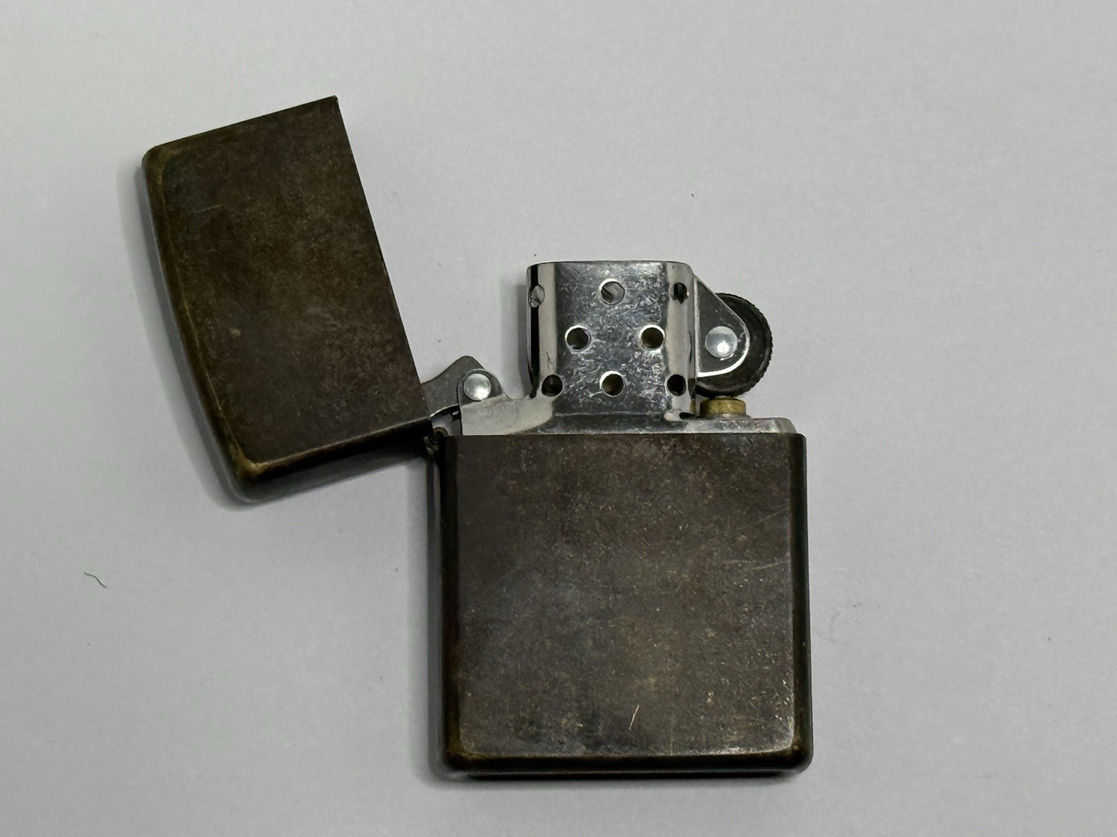Vintage April 2001 Zippo Lighter w/ Brass Case