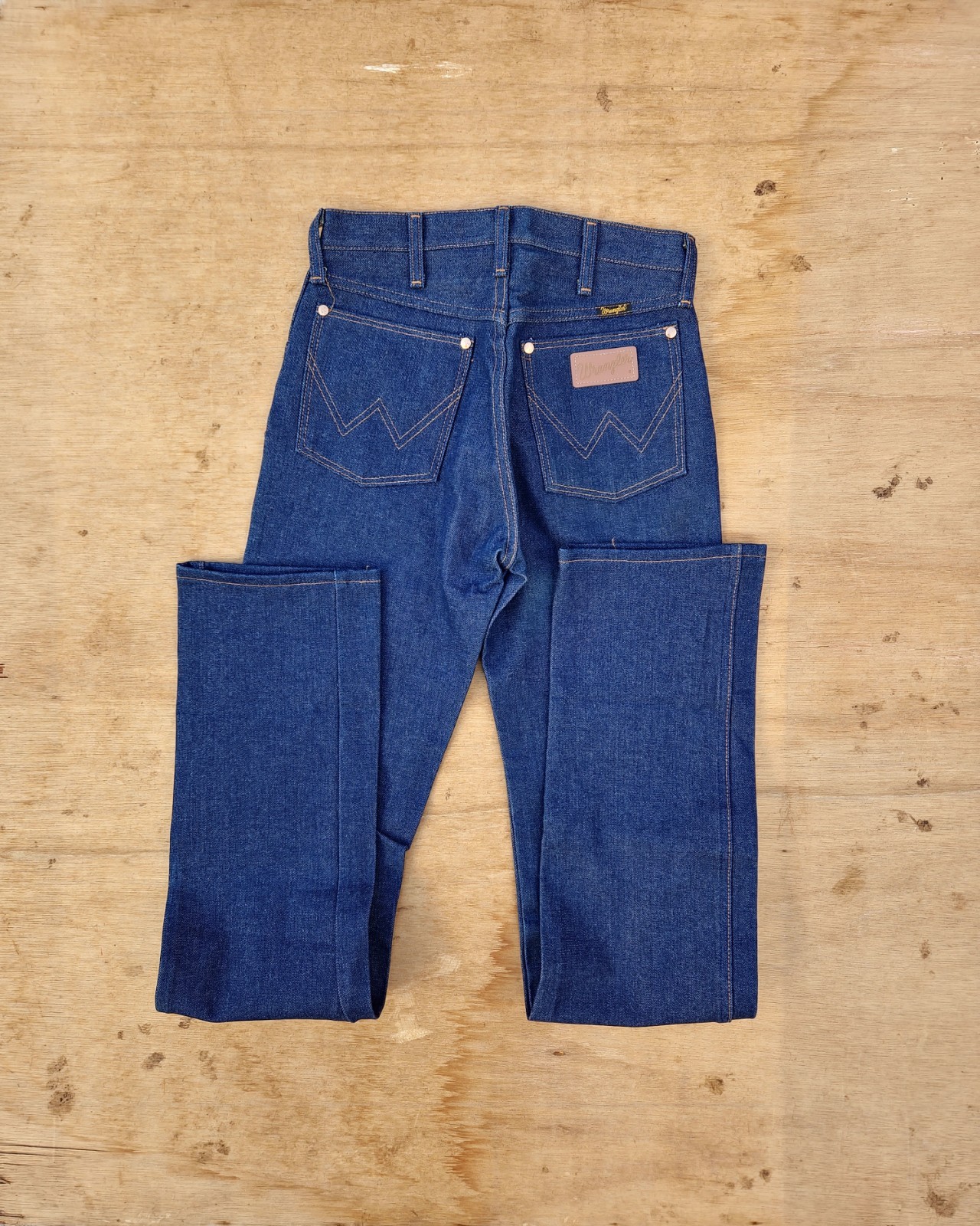 Vintage 90s Wrangler USA 13mwz NWOT Deadstock Raw Denim Western Jeans W28 L38