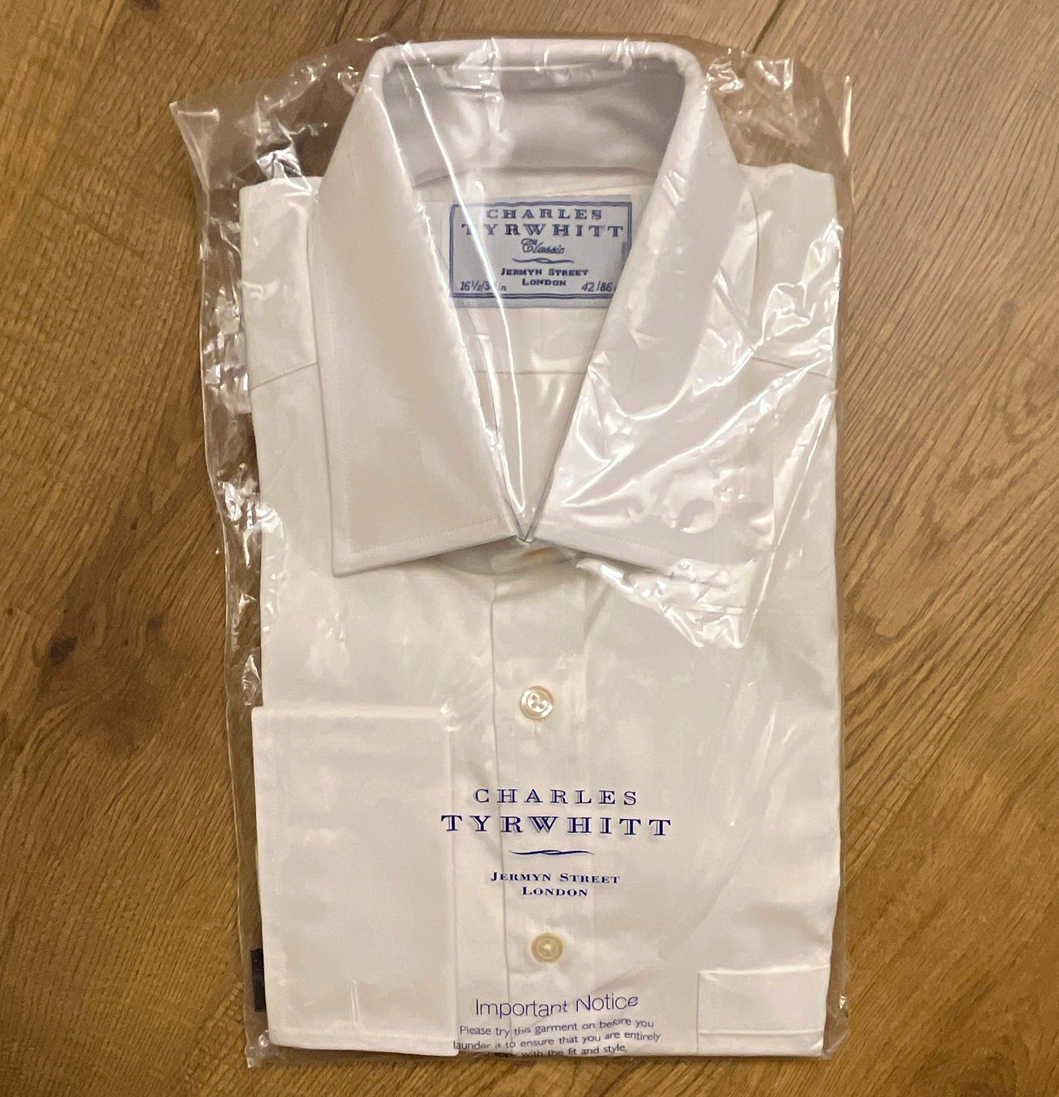 Charles Tyrwhitt Non-Iron Classic Fit White Dress Shirt 16.5/34” Cotton