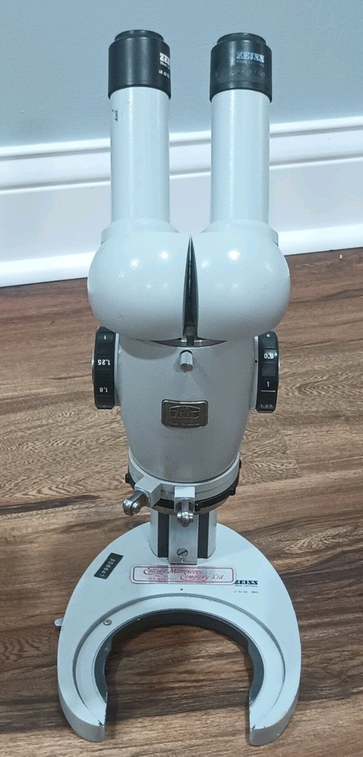 Carl Zeiss Stereo Microscope Upright Binocular 0.8x-5x Model 47 52 00-9901 Carl Zeiss Stereo Microscope Upright Binocular 0.8x-5x Model 47 52 00-9901