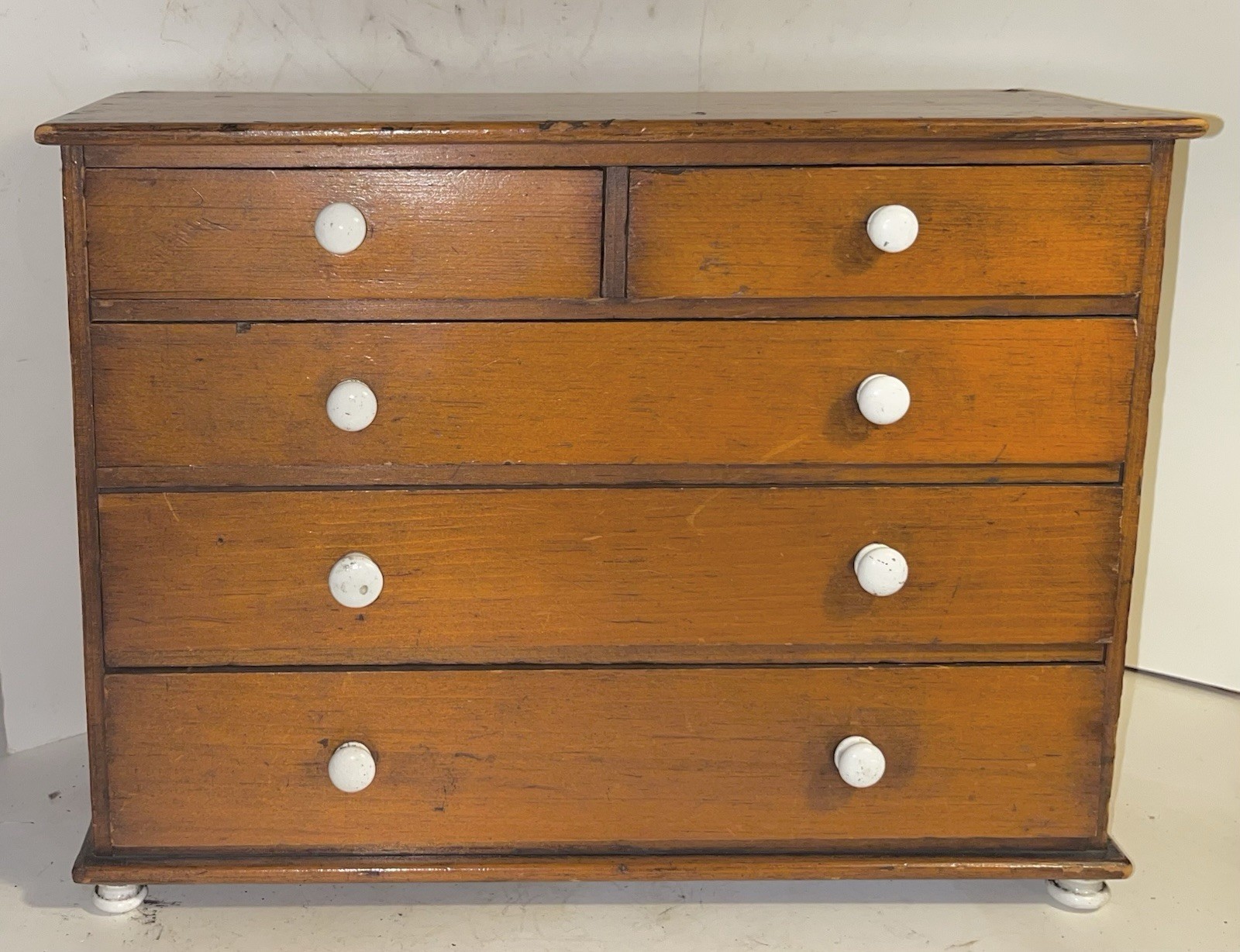 FINE Antique Miniature 5-Drawer Federal Chest Drawers Primitive Porcelain Knobs FINE Antique Miniature 5-Drawer Federal Chest Drawers Primitive Porcelain Knobs
