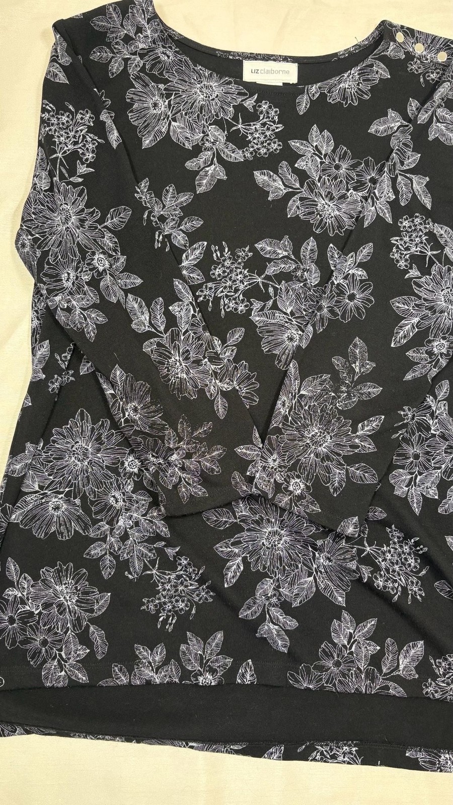 Liz Claiborne Floral Long Sleeve Pullover Top