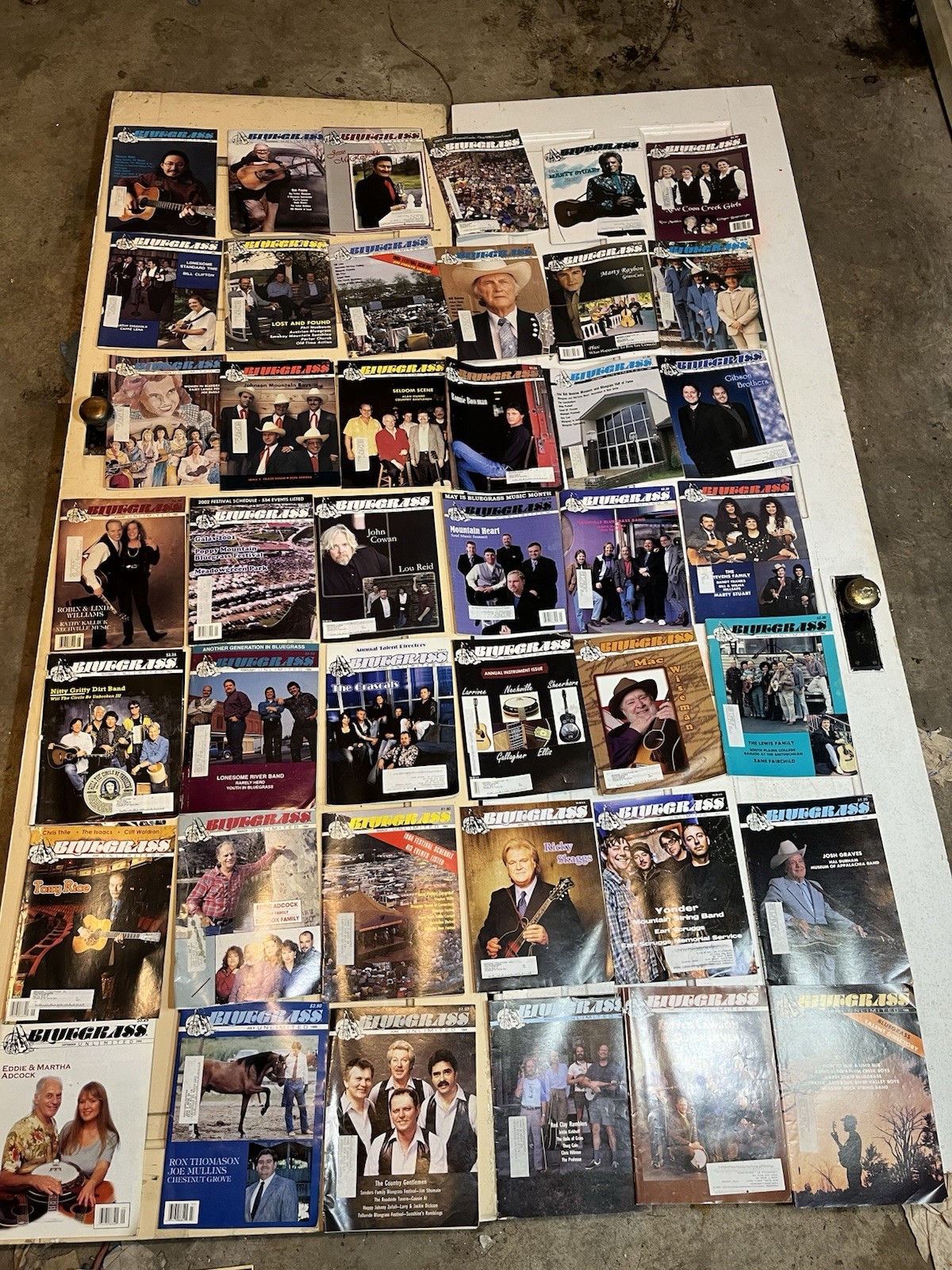 Huge Lot Of 42 Magazines Bluegrass Unlimited