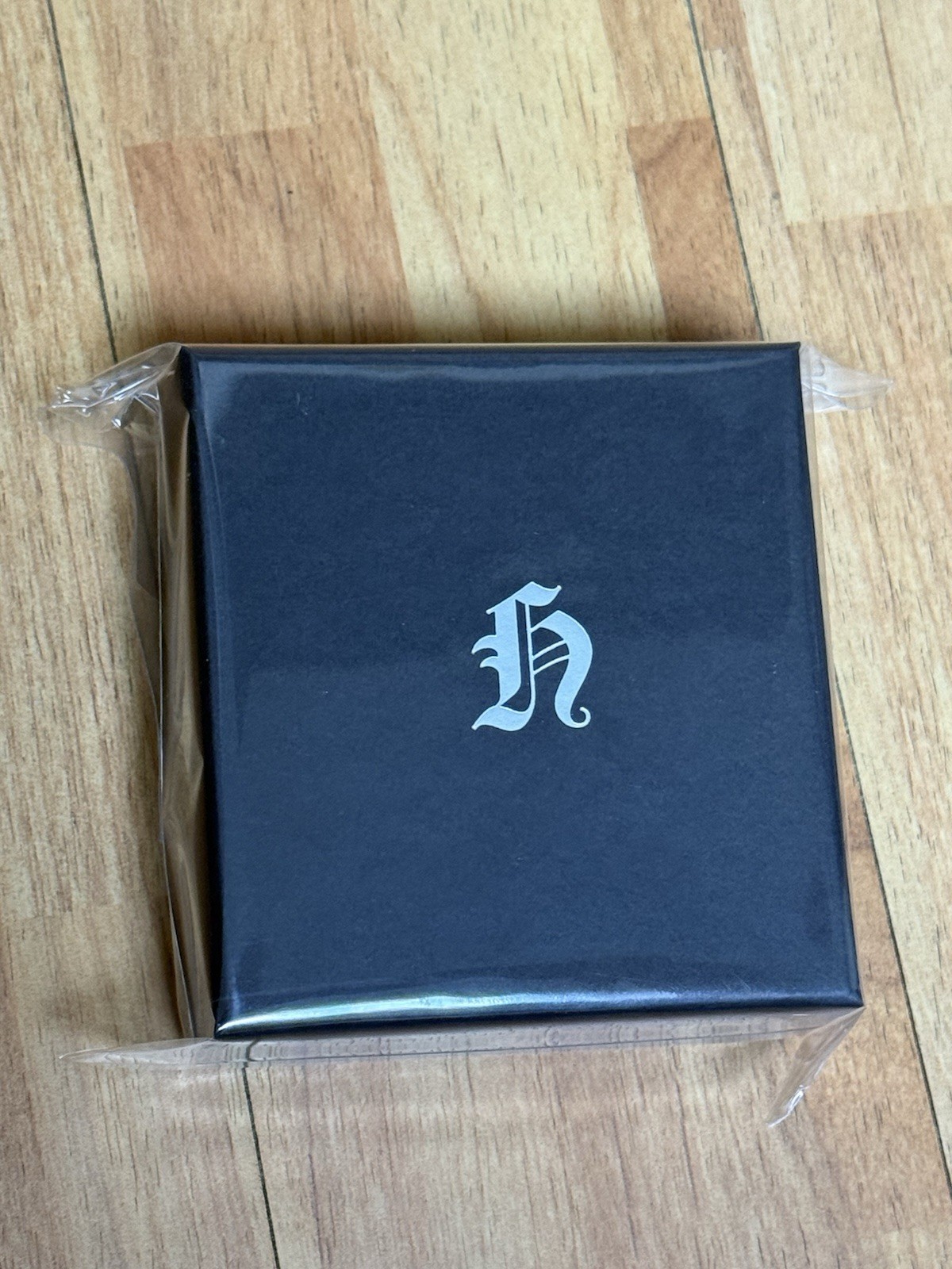 StrayKids Hyunjin Necklace, Photocard celebrATE Kpop Official MD Unopened
