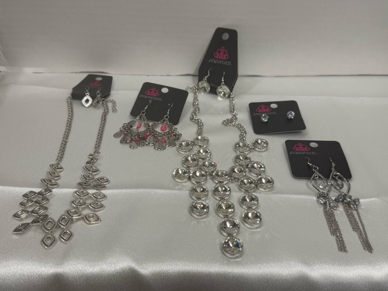 Paparazzi Silver-Tone Pink Clear Bundle 2 Necklaces 5 Earring Pairs PAP-B012 Paparazzi Silver-Tone Pink Clear Bundle 2 Necklaces 5 Earring Pairs PAP-B012