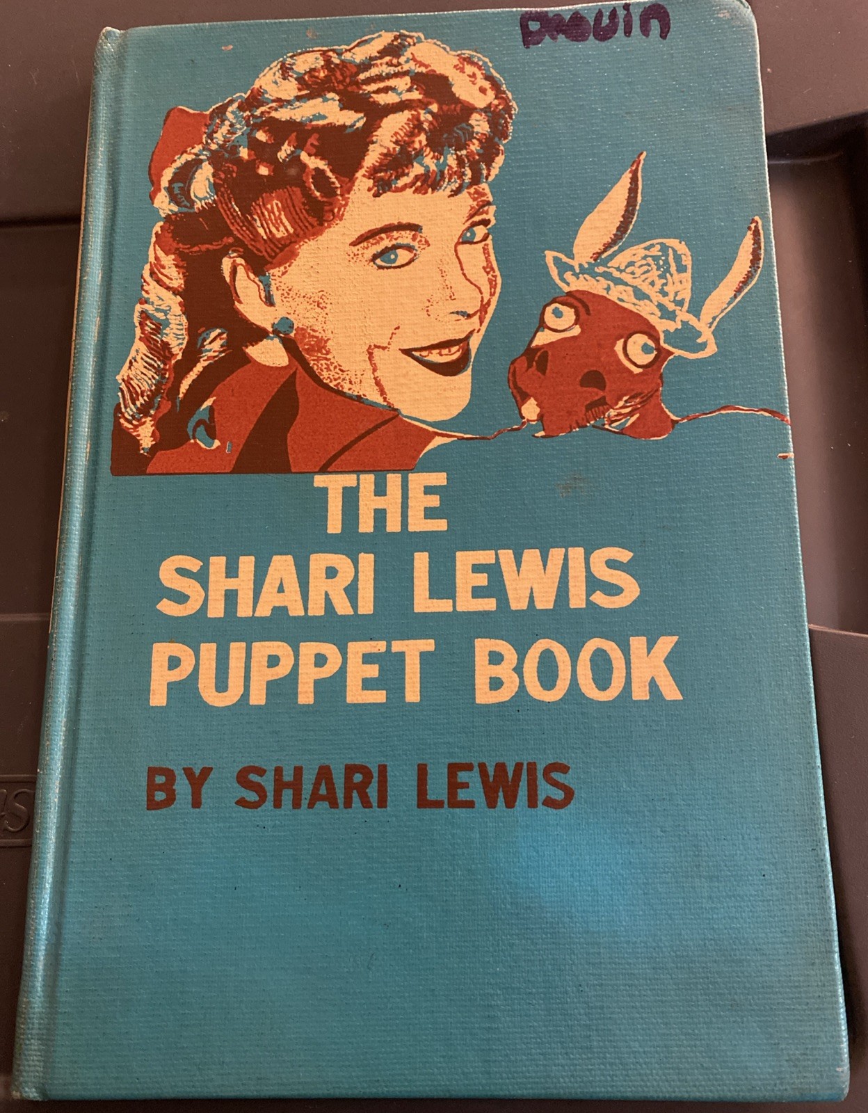 The Shari Lewis Puppet Book 1st Print Library Copy