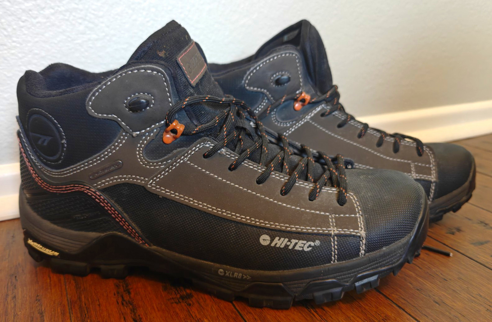 Hi-Tec i-Shield Men\'s Hiking Boots Black/Gray Michelin Soles US 11 M Hi-Tec i-Shield Men\'s Hiking Boots Black/Gray Michelin Soles US 11 M