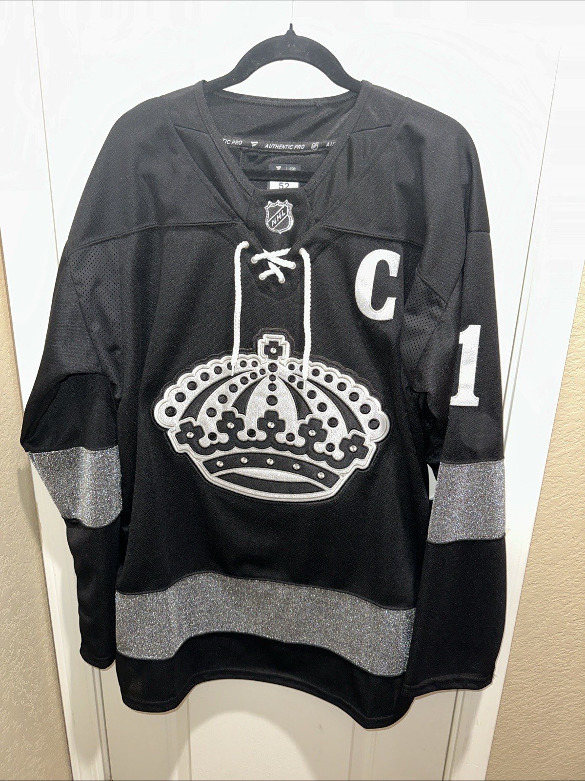 NWOT Fanatics Authentic Pro Los Angeles Kings Anze Kopitar Alt Jersey Size 52 NWOT Fanatics Authentic Pro Los Angeles Kings Anze Kopitar Alt Jersey Size 52